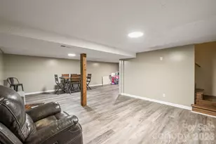 2060 Barringer Cir, Newton, NC 28658 - Photo 19