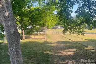 119 Pine St, Badin, NC 28009 - Photo 25