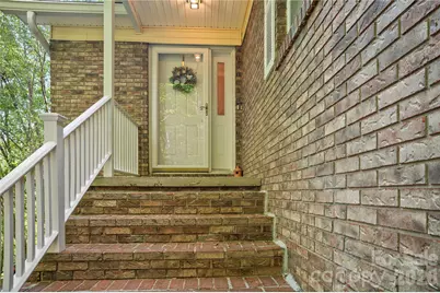 12 Steeplechase Court, Hendersonville, NC 28791 - Photo 7