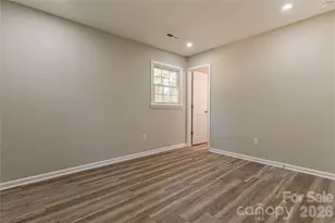213 Washington St, Wingate, NC 28174 - Photo 15