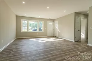 213 Washington St, Wingate, NC 28174 - Photo 7
