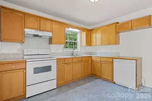 103 1st Ave NW, Hildebran, NC 28637 - Photo 3