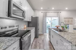 1006 Jeffery Dean Ct, Albemarle, NC 28001 - Photo 15