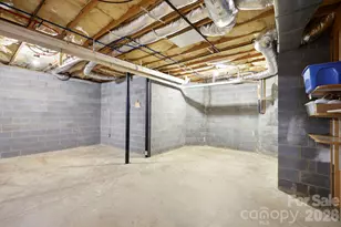 310 Windy Knoll Dr, Hendersonville, NC 28739 - Photo 37