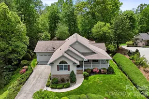 310 Windy Knoll Dr, Hendersonville, NC 28739 - Photo 3