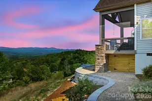 467 Crystal Heights Dr, Hendersonville, NC 28379 - Photo 1