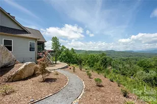 467 Crystal Heights Dr, Hendersonville, NC 28379 - Photo 37