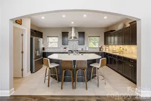 467 Crystal Heights Dr, Hendersonville, NC 28379 - Photo 19