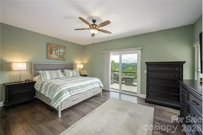 467 Crystal Heights Drive, Hendersonville, NC 28379 - Photo 25