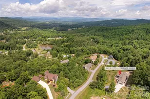 467 Crystal Heights Dr, Hendersonville, NC 28379 - Photo 47