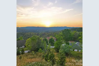 467 Crystal Heights Drive, Hendersonville, NC 28379 - Photo 43