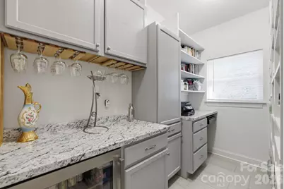 467 Crystal Heights Drive, Hendersonville, NC 28379 - Photo 23