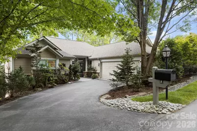 8 Spring Ridge Lane, Hendersonville, NC 28739 - Photo 3
