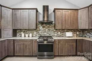 113 Jami Wind Ct, Mooresville, NC 28115 - Photo 3