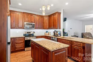 50 Glass Fls Trl, Black Mountain, NC 28711 - Photo 21