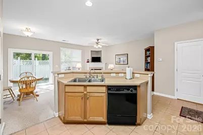 932 Coffee Tree Lane, Rock Hill, SC 29732 - Photo 9