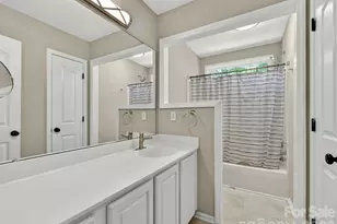 17234 Cambridge Woods Ct, Charlotte, NC 28277 - Photo 29