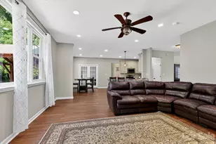 17234 Cambridge Woods Ct, Charlotte, NC 28277 - Photo 11