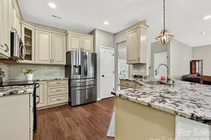 17234 Cambridge Woods Ct, Charlotte, NC 28277 - Photo 13