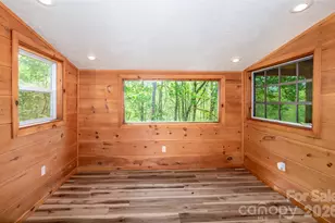 298 Timbuktu Rd, Sylva, NC 28779 - Photo 7