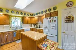 548 Thunder Rd, Brevard, NC 28712 - Photo 15