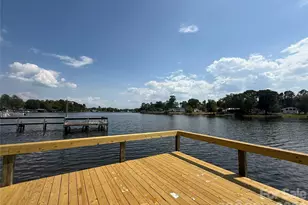 1062 Mill Creek Dr, Manning, SC 29102 - Photo 1