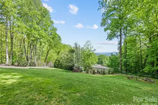 1073 Lentini Dr, Waynesville, NC 28785 - Photo 3