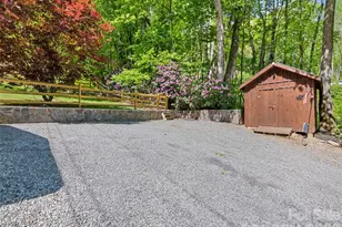 1073 Lentini Dr, Waynesville, NC 28785 - Photo 33