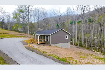 784 Bearwallow Mountain Road, Hendersonville, NC 28792 - Photo 23