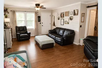 608 Cedar Drive, Dallas, NC 28034 - Photo 5