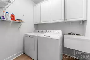 8812 Kingston Forest Dr, Charlotte, NC 28277 - Photo 15