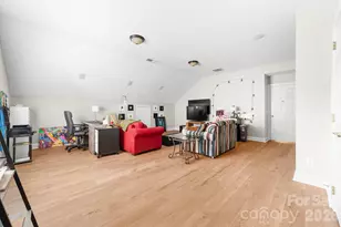 8812 Kingston Forest Dr, Charlotte, NC 28277 - Photo 29