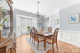8812 Kingston Forest Dr, Charlotte, NC 28277 - Photo 9