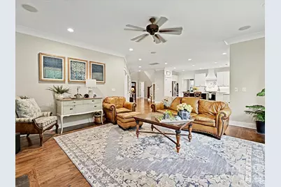916 Essex Street, Charlotte, NC 28205 - Photo 7