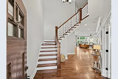 916 Essex Street, Charlotte, NC 28205 - Photo 3