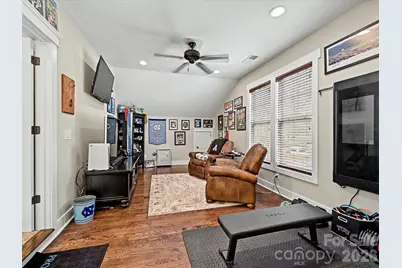 916 Essex Street, Charlotte, NC 28205 - Photo 17