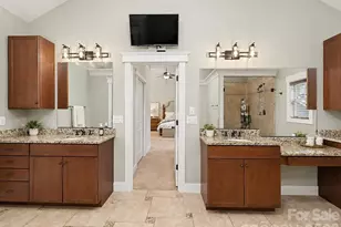 916 Essex St, Charlotte, NC 28205 - Photo 19