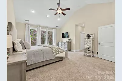 916 Essex Street, Charlotte, NC 28205 - Photo 15