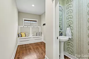 916 Essex St, Charlotte, NC 28205 - Photo 13