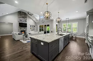 720 Farmer Mill Ln, Matthews, NC 28104 - Photo 15
