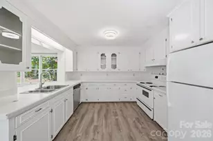 1321 Saluda River Dr, West Columbia, SC 29169 - Photo 15