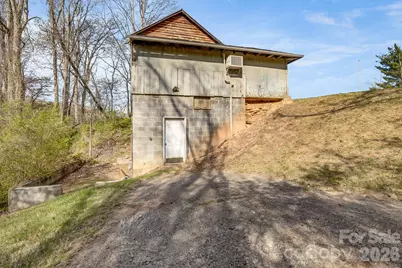2172 Smokey Park Highway, Candler, NC 28715 - Photo 15