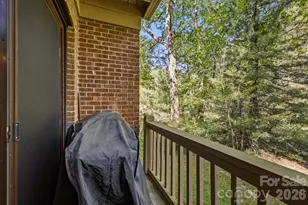 3509 Mountain Top Way, Hendersonville, NC 28739 - Photo 9