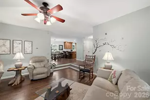 3509 Mountain Top Way, Hendersonville, NC 28739 - Photo 3