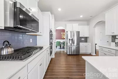 12111 Bishop Castle Drive, Charlotte, NC 28273 - Photo 5