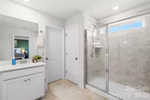 12111 Bishop Castle Dr, Charlotte, NC 28273 - Photo 7