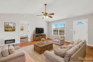1249 Melvin Hill Rd, Campobello, SC 29322 - Photo 11
