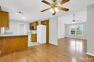 1249 Melvin Hill Rd, Campobello, SC 29322 - Photo 13