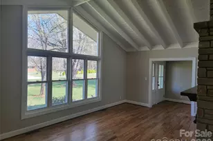 1820 Connelly Springs Rd, Lenoir, NC 28645 - Photo 1