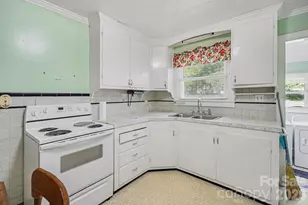 350 Raleigh St NW, Concord, NC 28027 - Photo 9
